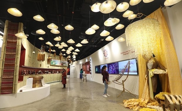 Vietnam’s brocade fashion to be introduced at World Expo 2020 Dubai ảnh 1