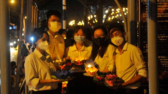 National memorial service held to remember Covid-19 victims ảnh 26