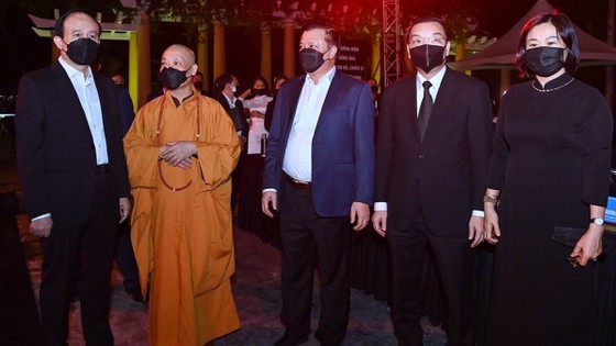 National memorial service held to remember Covid-19 victims ảnh 31