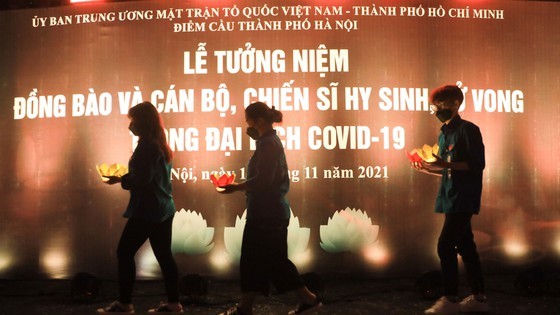 National memorial service held to remember Covid-19 victims ảnh 37