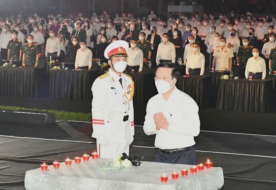 National memorial service held to remember Covid-19 victims ảnh 3
