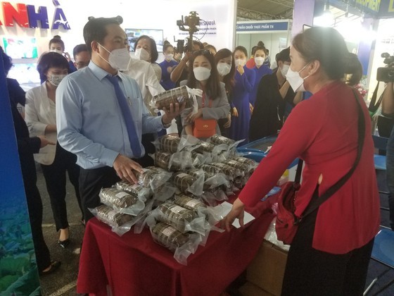 Supply-demand connection conference forms supply chains of domestic products ảnh 4