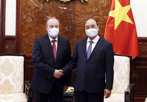 President Nguyen Xuan Phuc receives new foreign ambassadors ảnh 4