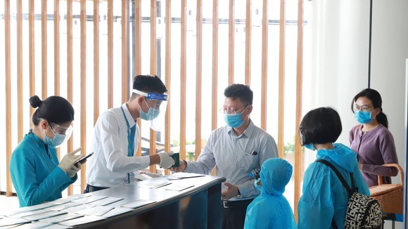 Air travelers from HCMC, Can Tho do not need to show negative Covid-19 results ảnh 1