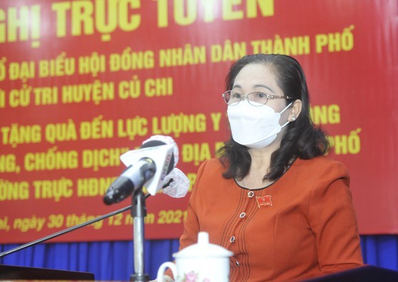 Deputies of HCMC People’s Council visit mobile healthcare stations in Cu Chi ảnh 1