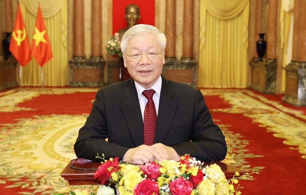 Party chief stresses importance of building more and more powerful Vietnam ảnh 1