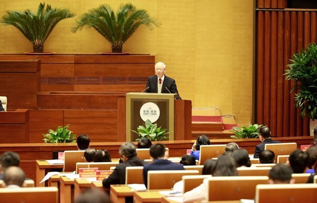 Minister reviews diplomatic sector’s performance in 2021 ảnh 1