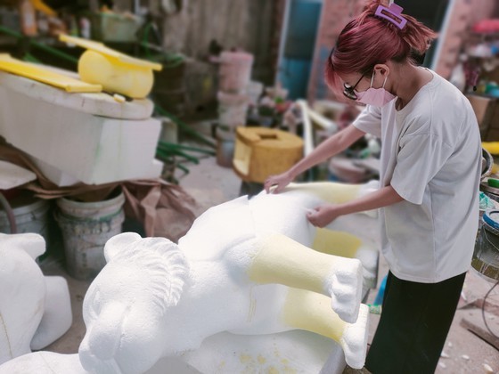 Preparation for Nguyen Hue Flower Street 2022 nearly finished ảnh 2