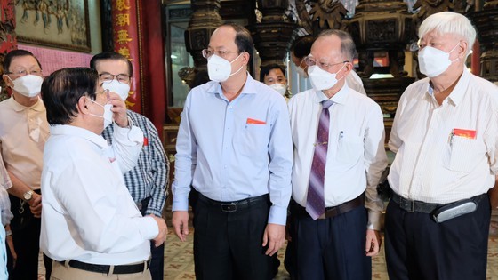 HCMC’s leaders extend Tet greetings to Chinese-Vietnamese community ảnh 1