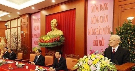 Party chief extends Tet wishes to leaders, former leaders, compatriots, soldiers ảnh 1