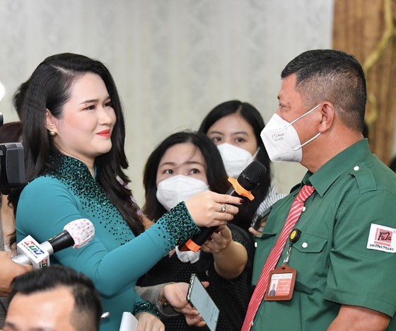 HCMC Party Chief honors volunteer drivers in Covid-19 fight ảnh 2