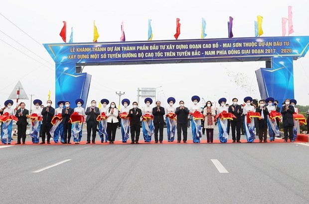 PM attends inauguration of Cao Bo-Mai Son expressway section ảnh 1