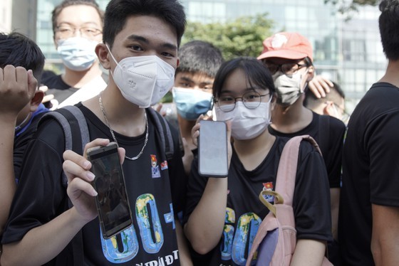 In-person Earth Hour Campaign 2022 returns to HCMC ảnh 2