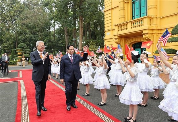 Welcome ceremony held for Malaysian PM ảnh 2