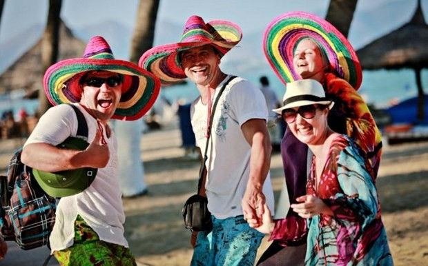 Foreign arrivals to Vietnam surge in March ảnh 1