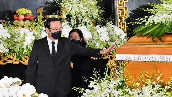 Memorial service for Standing Vice Chairman of HCMC People's Committee ảnh 11