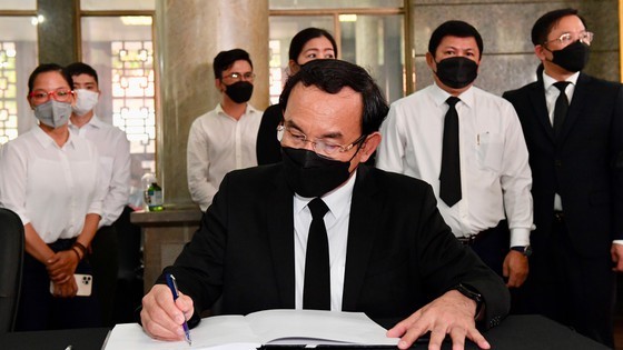 Memorial service for Standing Vice Chairman of HCMC People's Committee ảnh 13