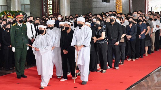 Memorial service for Standing Vice Chairman of HCMC People's Committee ảnh 3