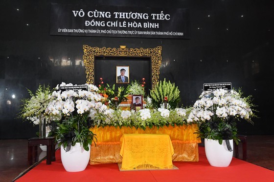 Memorial service for Standing Vice Chairman of HCMC People's Committee ảnh 1