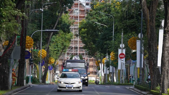 HCMC’s people bid farewell to Standing Vice Chairman ảnh 7