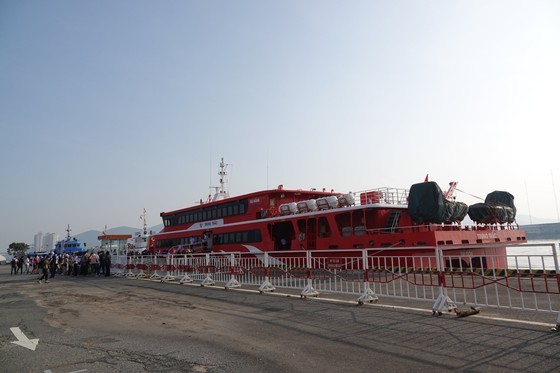 Da Nang- Ly Son high-speed boat service starts its first trip ảnh 2