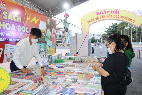 Vietnam Book and Reading Culture Day 2022 opens in Dong Thap ảnh 2