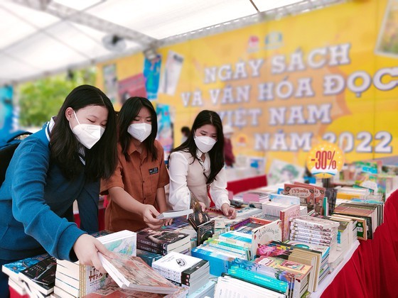 Diversified ways of approaching reading culture ảnh 1