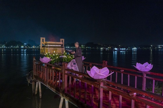 Week-long festival celebrating Buddha's birthday opens in Hue ảnh 5