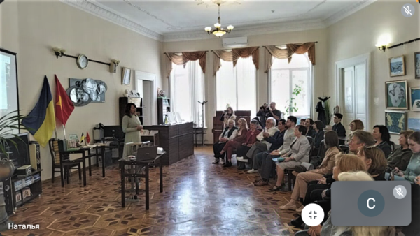 Venezuela university opens faculty on Vietnamese nation ảnh 2