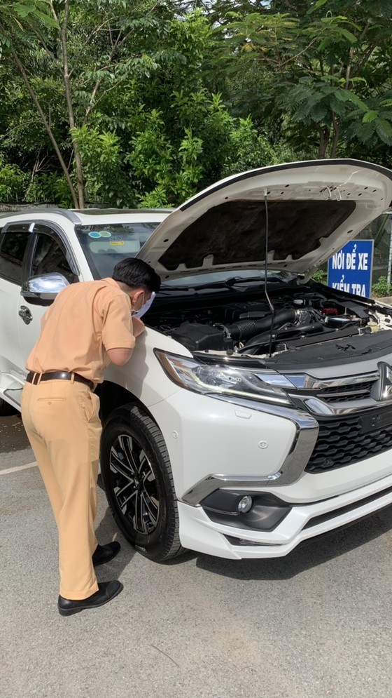 HCMC: License plate grant, vehicle registration at commune-level police stations ảnh 6