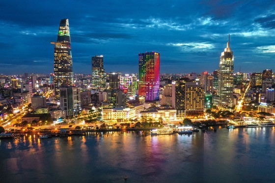 HCMC enjoys good economic recovery, development signals ảnh 1