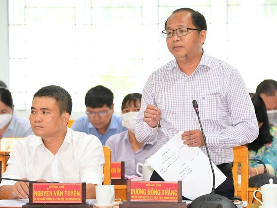 Hoc Mon must solve existing problems, ensure people’s benefit: City Party Chief ảnh 2