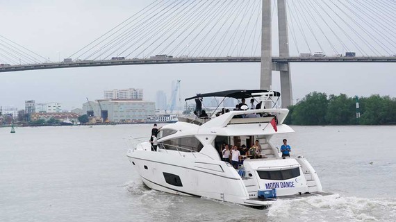HCMC keens on developing waterway tourism ảnh 1