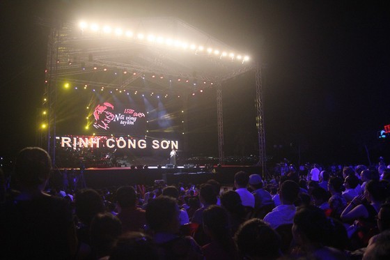 Visitors to enjoy free admission to art performances during Hue Festival 2022 ảnh 4