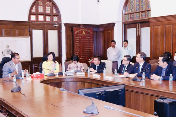 HCMC, Mumbai enhance cooperation, open new direct flights ảnh 2