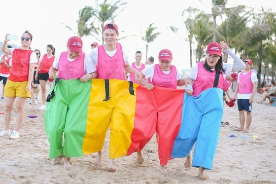 Foreign tourist arrivals to Vietnam up 6.8 percent in first six months ảnh 2