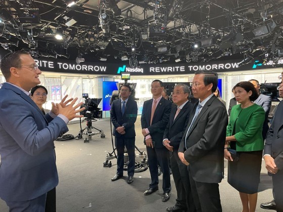 HCMC’s high-ranking delegation work with leaders of NASDAQ, LAX ảnh 2