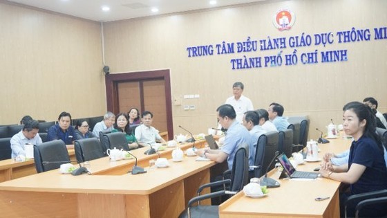 HCMC's schools, publishers asked to ensure sufficient supply of textbooks ảnh 1