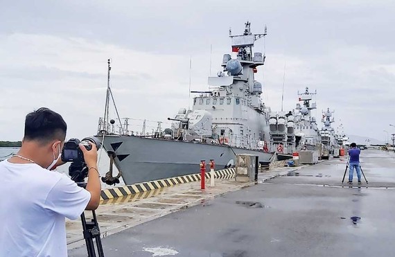 Documentary series on national sea, islands to be aired in September ảnh 1