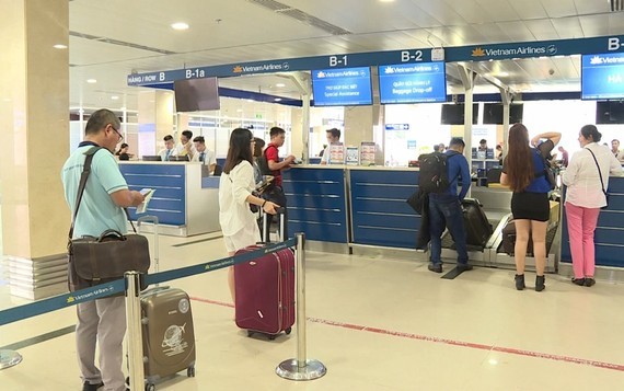 Local carriers stop checking luggage tags at airports’ domestic terminals ảnh 1