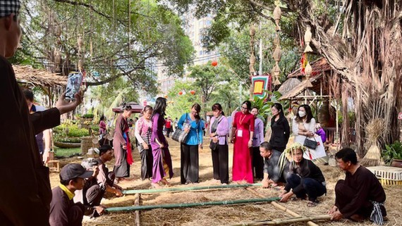 HCMC tourism bustling on National Day ảnh 1