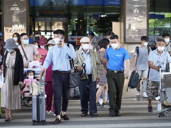 Localities see slight increase in tourist numbers, safe and smooth traffic ảnh 6