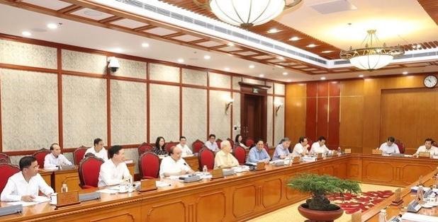 Party leader chairs meeting on important projects ảnh 2