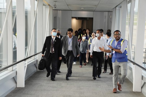 Myanmar Airways International opens Yangon-Hanoi route ảnh 2