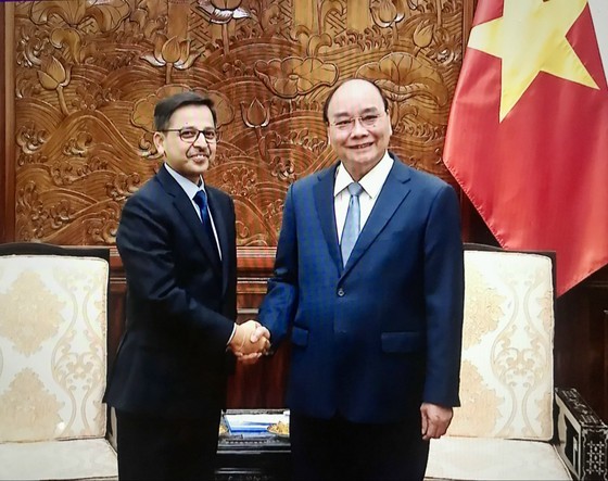 State leader receives outgoing Indian ambassador ảnh 1