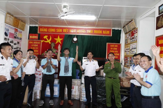 HCMC’s delegation visits DK1/10 platform ảnh 13