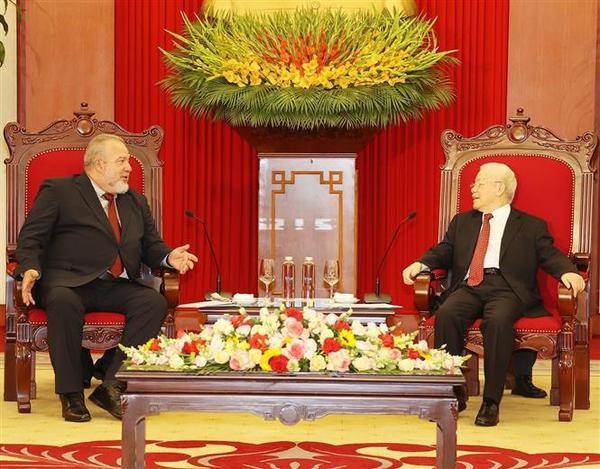 Party General Secretary receives Cuban Prime Minister ảnh 1