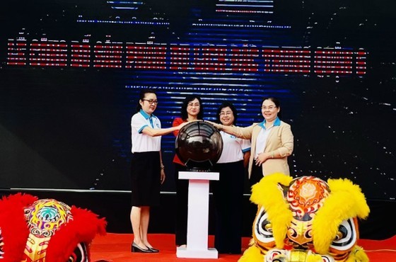 District 6 launches new tour telling stories inside Cho Lon town ảnh 2