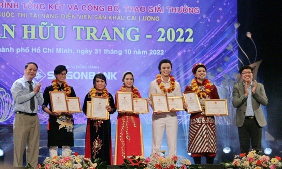 Winners of Tran Huu Trang Cai Luong Talented Performers 2022 announced ảnh 4