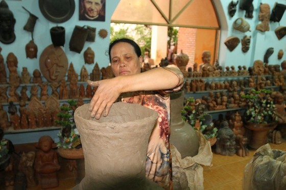UNESCO-honored pottery-making art of Cham people ảnh 2